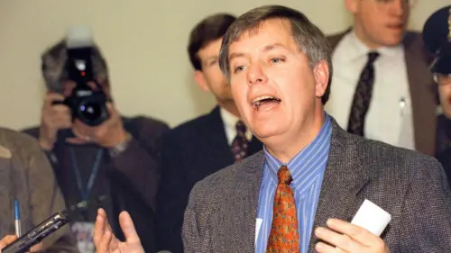 Thượng nghị sĩ Lindsey Graham của Nam Carolina, nhà lãnh đạo Đảng Cộng hòa, qua đời ở tuổi 71