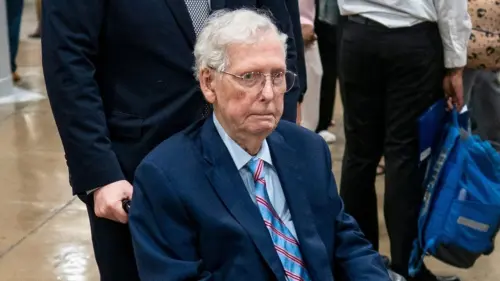 Thống đốc Kentucky Kêu Gọi Thượng Nghị Sĩ Mitch McConnell Công Khai Tình Hình Sức Khỏe