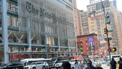 New York Times Đấu Tranh Yêu Cầu Trát Tòa Từ Chính Quyền Trump