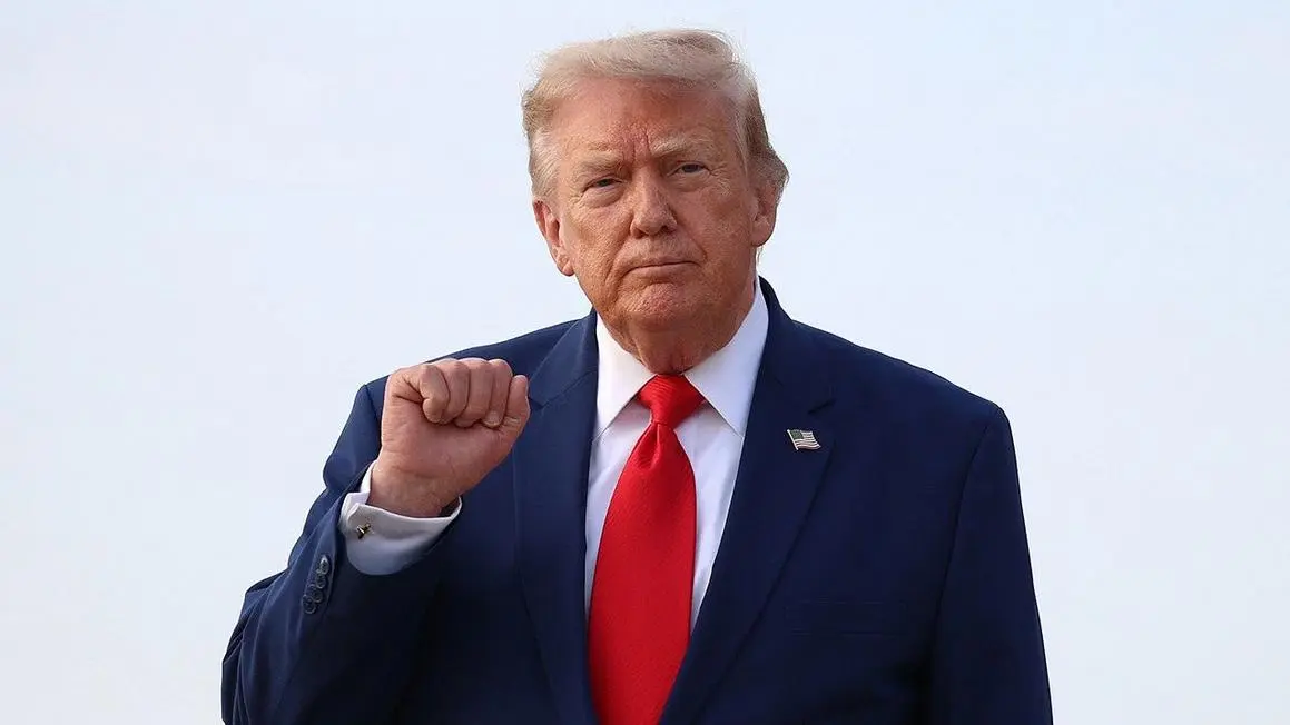 Trump Lên Kế Hoạch “Bóp Nghẹt” Nguồn Cung Cấp Tiền Cho “Cách Mạng Xã Hội” Tại Hoa Kỳ