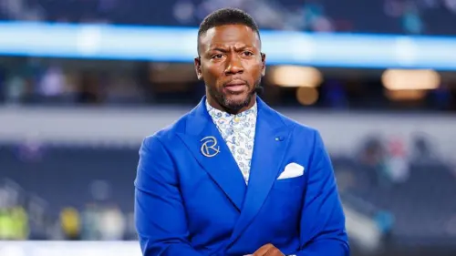 Cựu sao NFL chỉ trích Ryan Clark dùng chuyện phân biệt chủng tộc để câu view