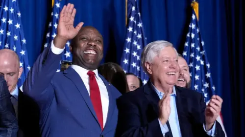Thượng Nghị Sĩ Tim Scott Chia Tay Cố Thượng Nghị Sĩ Lindsey Graham