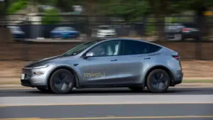 Tesla triển khai thử nghiệm robotaxi tại Orlando và Tampa trước thềm báo cáo tài chính quý 2