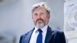 Nghị sĩ Thomas Massie: Chiến tranh Iran làm suy yếu đáng kể Hoa Kỳ