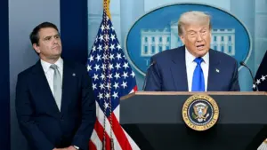 Chính quyền Tổng thống Trump dùng tòa án chuyên biệt 30 năm tuổi để trục xuất phụ nữ Afghanistan liên quan âm mưu bầu cử