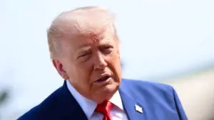 Tổng Thống Donald Trump Phát Biểu Về Kinh Tế Tại Michigan
