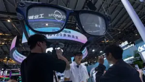 Diễn Đàn Khoa Học Thượng Hải: Trung Quốc Trình Làng Công Nghệ AI, Robot Đối Đầu Hoa Kỳ