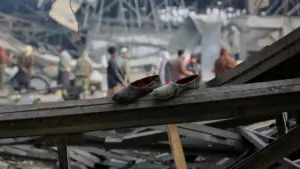 Pakistan Bác bỏ Kêu gọi Điều tra Vụ Không kích Kabul