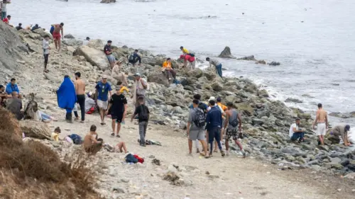 Hơn 60.000 người vượt biên vào Ceuta của Tây Ban Nha, ít nhất 41 người chết