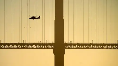 Ba người mất tích sau khi thuyền chìm ở Vịnh San Francisco, một người chết
