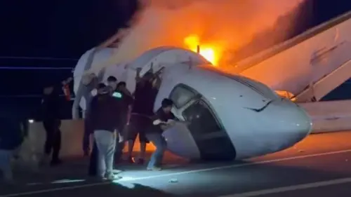 Báo cáo NTSB: Cả hai động cơ đều hỏng trước khi máy bay nhỏ rơi trên cao tốc Texas