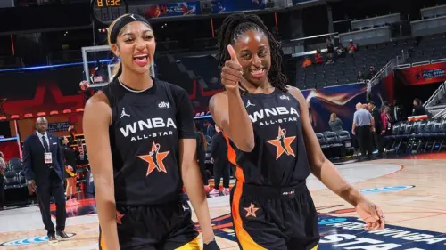 Liên Minh Bóng Rổ Nữ WNBA Tranh Cãi Với Sáng Kiến Từ Thiện Hỗ Trợ Nhóm Thể Thao “Vượt Ra Ngoài Khái Niệm “Con Gái”