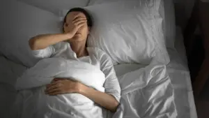 Thiếu ngủ có thể khiến cân nặng tăng nhanh hơn bạn nghĩ, nghiên cứu mới cho thấy