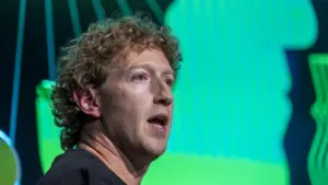 Phát ngôn viên của Zuckerberg nói du thuyền không nghe thấy tín hiệu cầu cứu