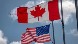 Canada tăng thuế trả đũa Mỹ trong bối cảnh căng thẳng thương mại leo thang