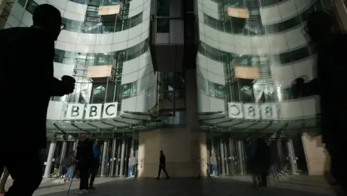 BBC nhờ tòa án Hoa Kỳ hỗ trợ trong vụ kiện phỉ báng của Tổng Thống Donald Trump