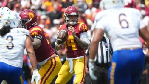 Jayden Maiava và các tân binh dẫn dắt USC giành chiến thắng 42-26 trước San Jose State