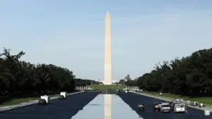 Tổng Thống Trump Bác Bỏ Quyết Định Đình Chỉ Vụ Án Phá Hoại Hồ Phản Chiếu của Jeanine Pirro