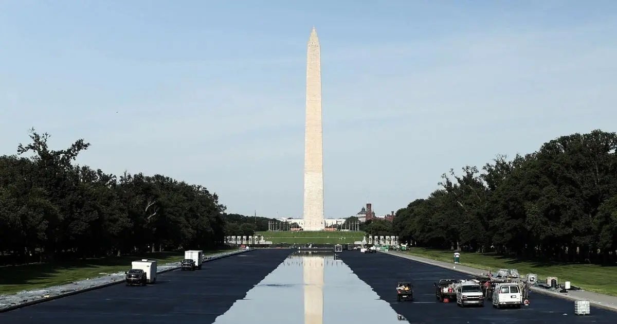Tổng Thống Trump Bác Bỏ Quyết Định Đình Chỉ Vụ Án Phá Hoại Hồ Phản Chiếu của Jeanine Pirro