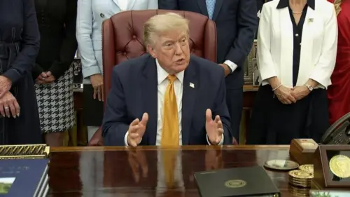 Tổng Thống Donald Trump: “Đây Là Cơ Hội Cuối Cùng” Cho Thỏa Thuận Với Iran
