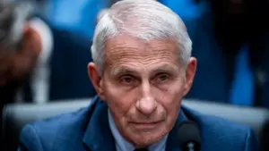 Ba Biện Lý Tiểu Bang Yêu Cầu Triệu Tập Tiến Sĩ Anthony Fauci Về Hướng Dẫn Covid