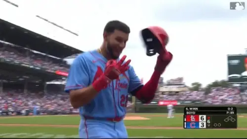 Tân binh Joshua Baez lập kỷ lục lịch sử Major League Baseball