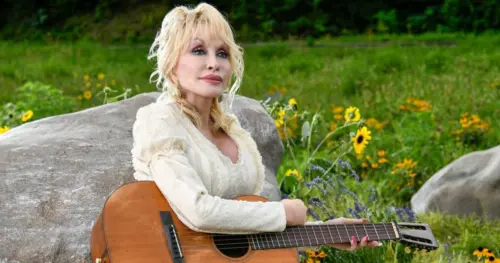 Cháu gái Dolly Parton chia sẻ lời tưởng nhớ xúc động sau tang lễ riêng tư của nữ ca sĩ
