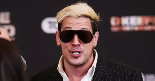 Nhà bình luận cực hữu Milo Yiannopoulos bị ICE bắt giữ tại sân bay New Orleans