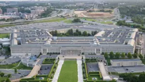 Cựu nhân viên Stars and Stripes kiện Lầu Năm Góc về vụ sa thải