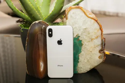 iPhone X của Apple giờ đây đã ‘lỗi thời’