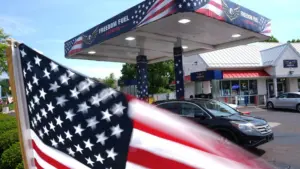 Chủ sở hữu Freedom Fuel bị kiện vì nợ gần 4 triệu USD tiền xăng