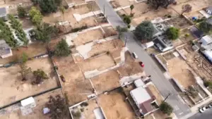 Người sống sót sau cháy rừng cảnh báo đề xuất của cơ quan tiện ích California có thể hạn chế bồi thường sau các vụ cháy trong tương lai