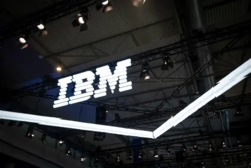 IBM hợp tác với OpenAI để thúc đẩy AI doanh nghiệp