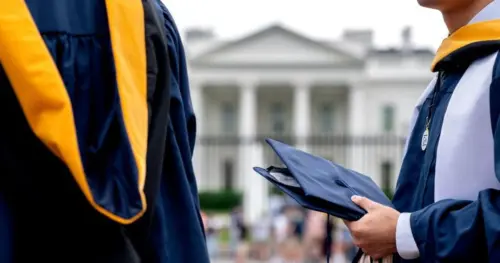 Chín trường đại học Texas nhận hơn 2 triệu đô la để cung cấp tài liệu học tập miễn phí