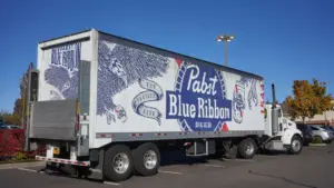 Bị trộm 70.000 đô la bia Pabst Blue Ribbon trong vụ cướp hàng