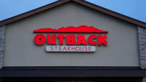Hai người đàn ông bị buộc tội trộm dầu ăn tại nhà hàng Outback Steakhouse ở Lehigh County