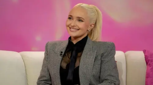 Diễn viên Hayden Panettiere, nổi tiếng qua các vai diễn trong ‘Heroes’ và ‘Nashville,’ qua đời ở tuổi 36