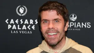 Blogger Perez Hilton Nhập Viện Sau Khi Có Tin Về Việc Tự Làm Tổn Thương Trên Mạng Xã Hội