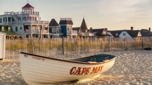 Quy định giới nghiêm mới cho người dưới 18 tuổi tại Cape May, New Jersey