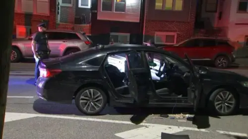 Bé an toàn sau khi bị bắt cóc trong xe bị đánh cắp ở East Falls