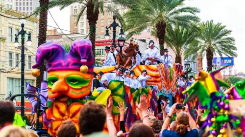 Đội Tulane Green Wave Thắng Cuộc Trong Cuộc Thi Trang Phục Mùa Hè Với Bộ Đồ Lấy Cảm Hứng Từ Mardi Gras
