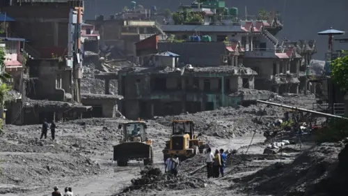 Số người chết do lũ lụt ở biên giới Nepal-Tibet tăng lên 750, hơn 3.000 người mất tích