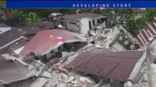 Hàng ngàn người mất tích trong trận động đất kinh hoàng ở Colombia khi người dân Vùng Vịnh tìm cách giúp đỡ