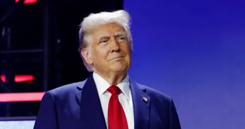 Tổng Thống Donald Trump phát biểu tại Khu nghỉ dưỡng Red Rock ở Las Vegas