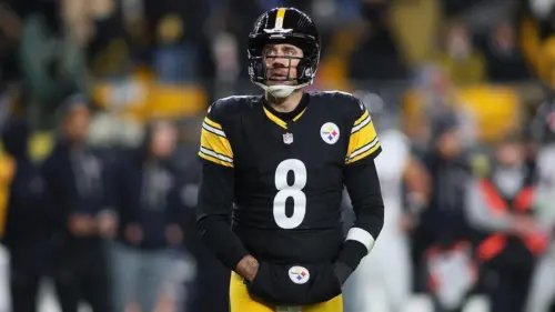 Luật sư của Anthony Fauci đáp trả Aaron Rodgers: ‘Nên tập trung vào bóng đá’