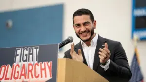 Mâu thuẫn trong chiến dịch Medicare-for-All của ứng viên Thượng viện Michigan Abdul El-Sayed