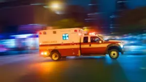 Hai người chết, 12 người bị thương sau khi thuyền lật ở Cảng New York