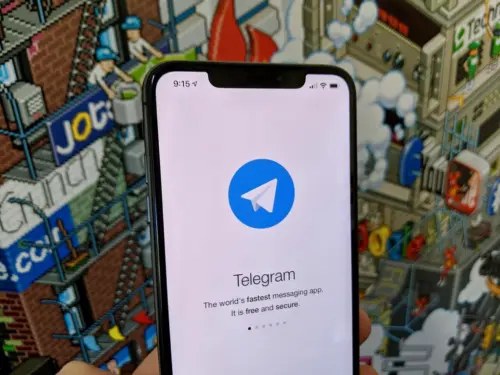 Apple gỡ bỏ Telegram khỏi App Store, làm dấy lên nghi vấn về việc thực thi quy định nội dung nhạy cảm