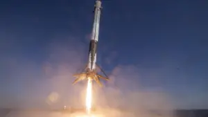 Tên lửa SpaceX bị bỏ lại đã rơi xuống Mặt Trăng. Chuyện gì đã xảy ra?