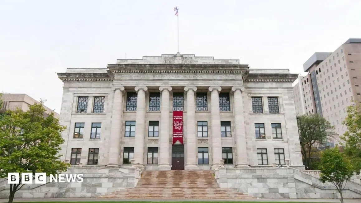 Harvard Đồng Ý Trả Hàng Triệu Đô Sau Vụ Quản Lý Nhà Xác Bán Bộ Phận Cơ Thể